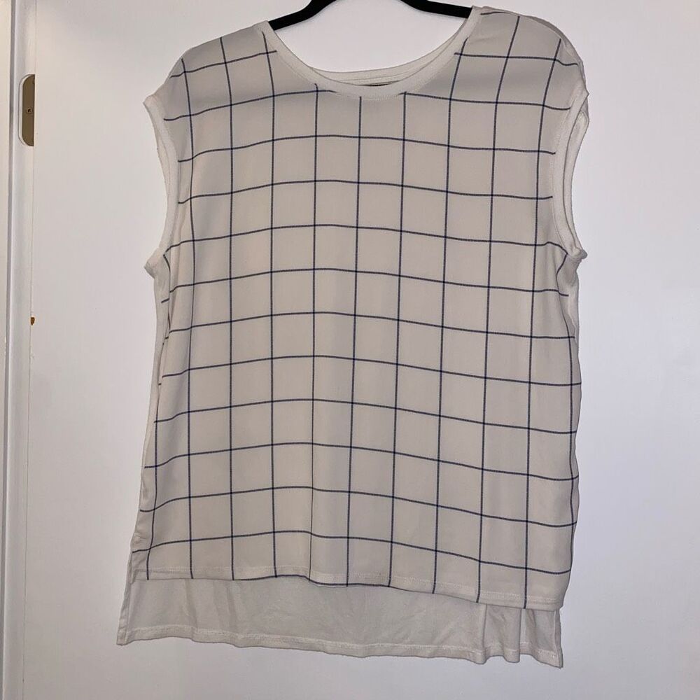 Ann Taylor LOFT Medium Sleeveless Blouse Shirt White Navy Blue Grid Square EUC